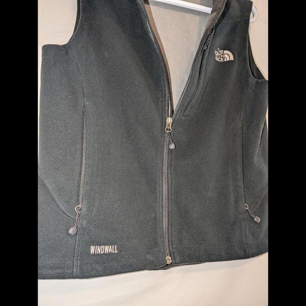North Face Fleece Vest Womens Medium/Black Outdoor Hiking Casual Warmth - Picture 2 of 6